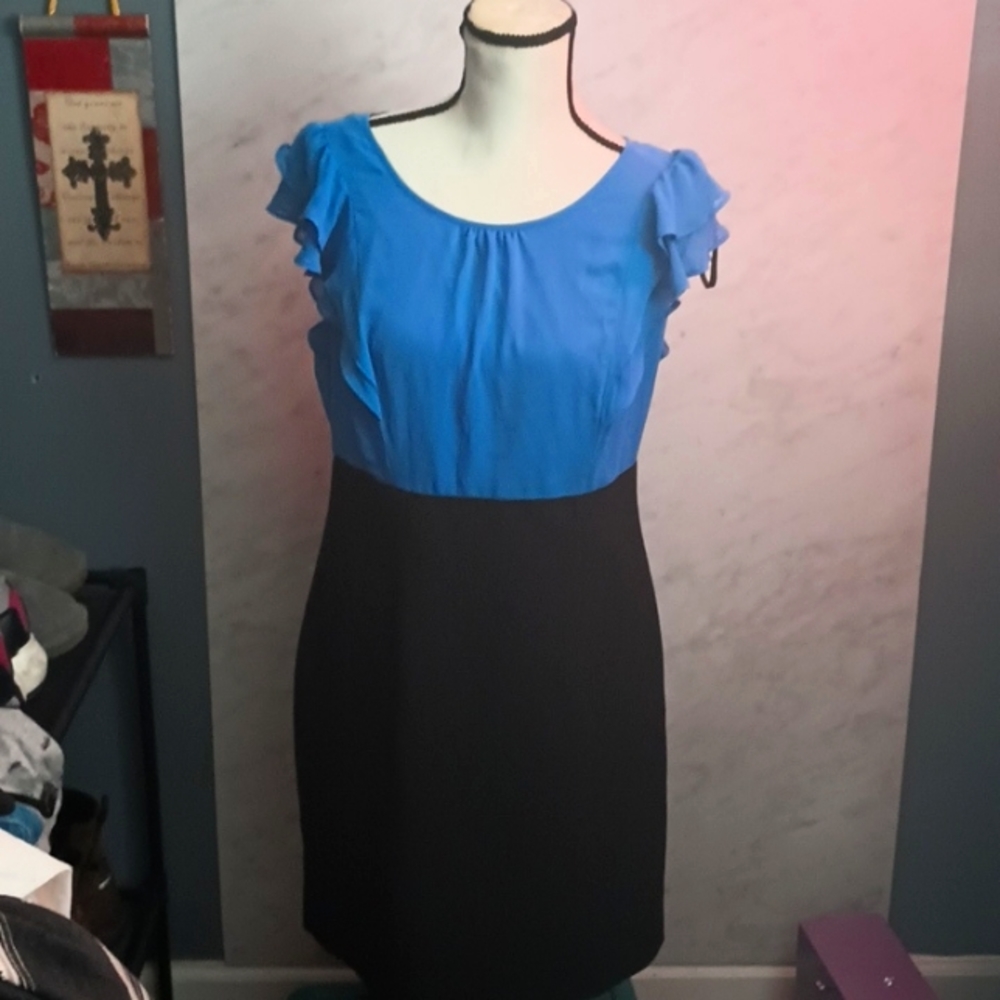 Alyx Pettie above knee blue and black dress